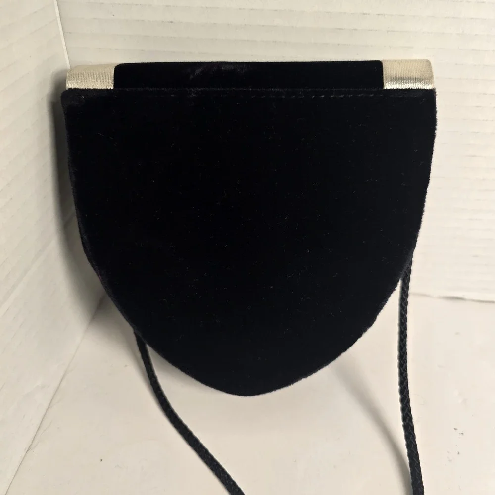 Black Velvet Evening Bag Gold‎ Bow Rhinestone Accent Clutch